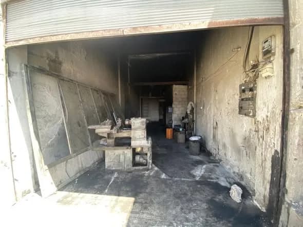 صورة من إعلان: مستودع.. (1)