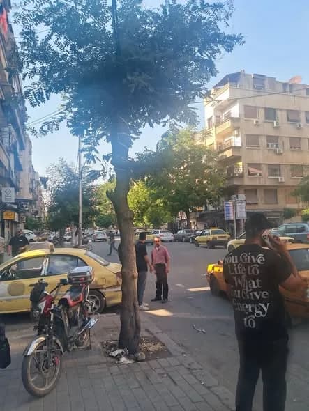 صورة من إعلان: محل للبيع شارع خالد ابن الوليد (2)